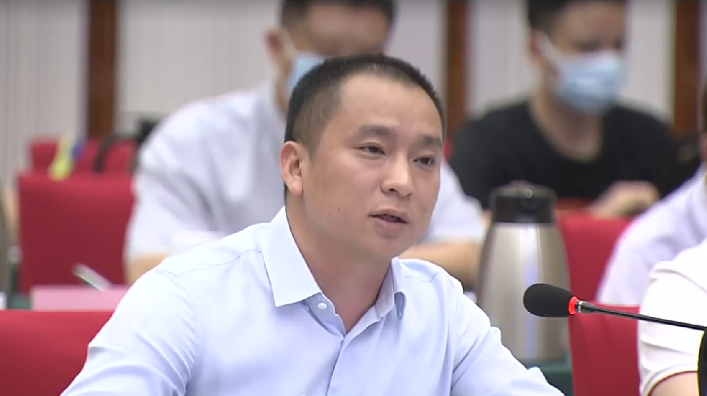 萬鑫精工董事長周清泉發言